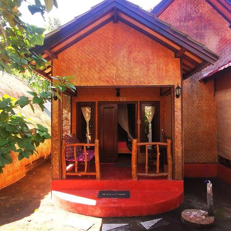 גילי מנו Kampung Meno Bungalows מראה חיצוני תמונה