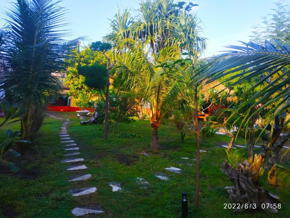 גילי מנו Kampung Meno Bungalows מראה חיצוני תמונה