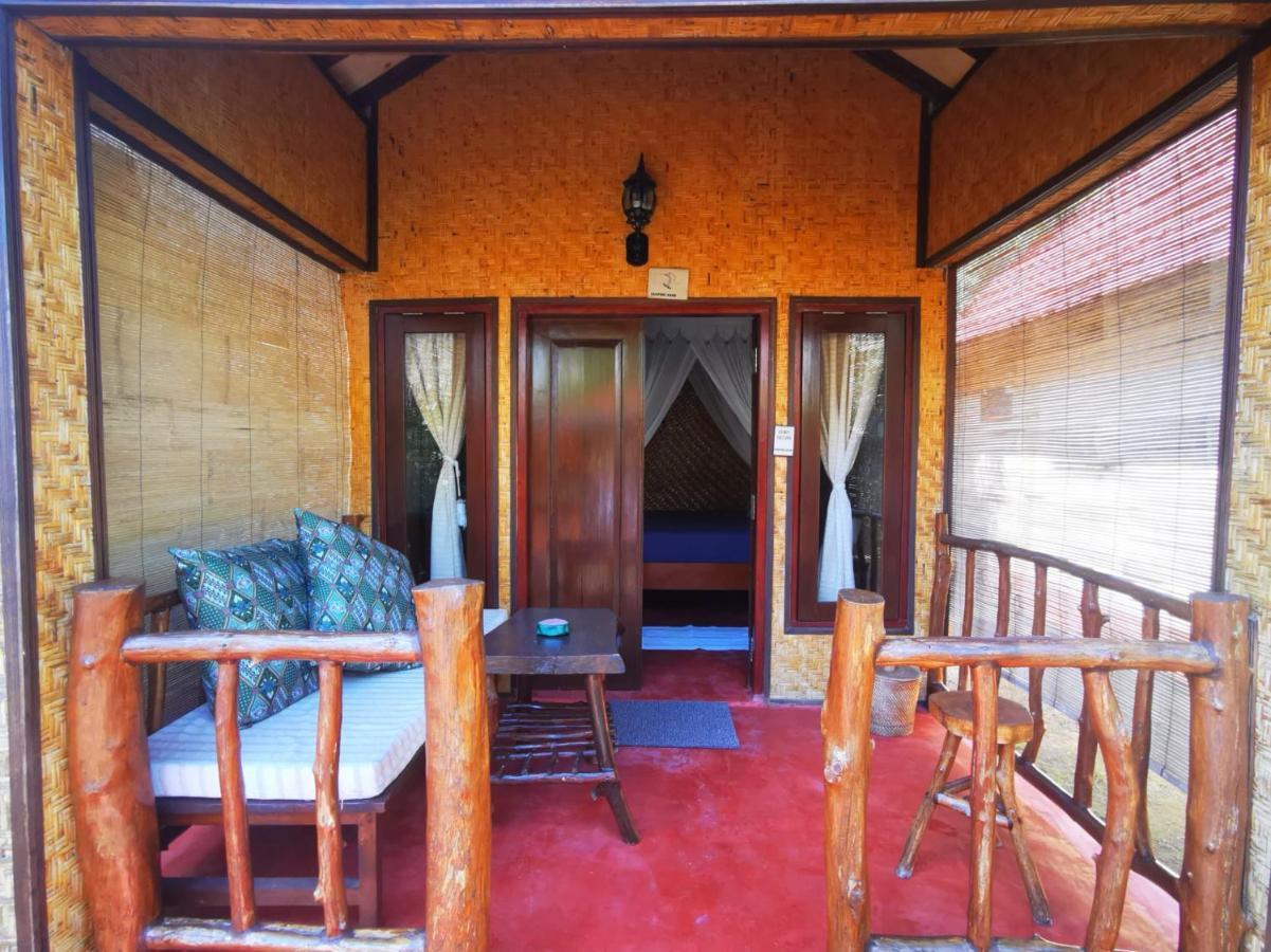 גילי מנו Kampung Meno Bungalows מראה חיצוני תמונה