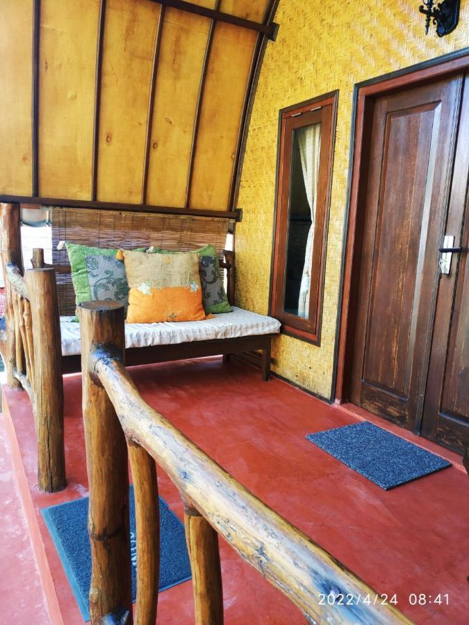 גילי מנו Kampung Meno Bungalows חדר תמונה