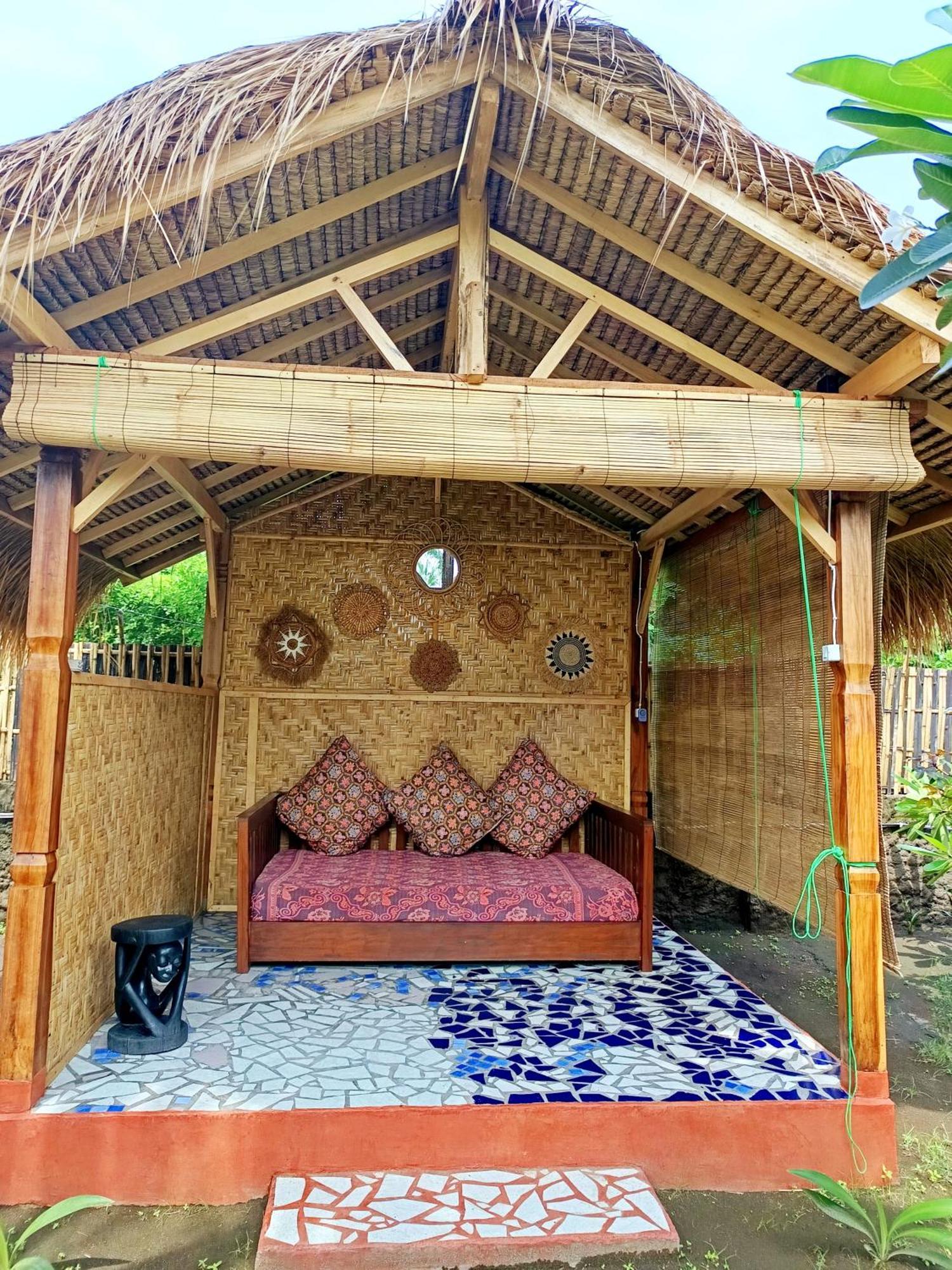 גילי מנו Kampung Meno Bungalows מראה חיצוני תמונה